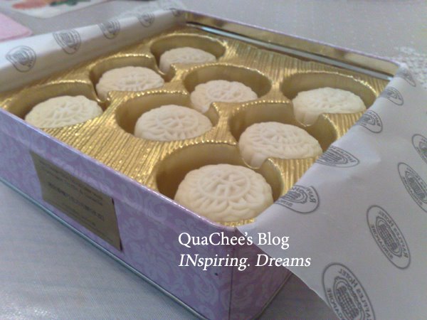 mooncake