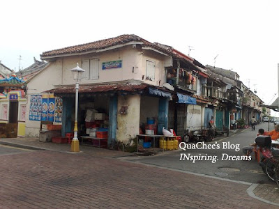 travel jonker walk, tukang besi