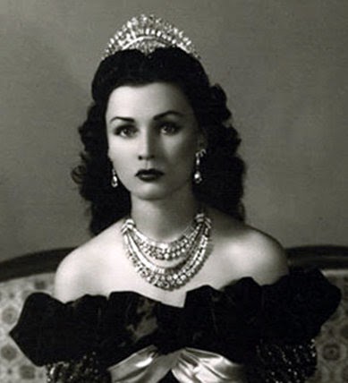 from the Arabian coast: Iconic Middle East; Princess Fawzia of Egypt