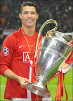 http://2.bp.blogspot.com/_yBBbVl6M7bI/S_u8tCq4NpI/AAAAAAAAAAc/9xisAvqbkis/s1600/cristiano_ronaldo_493242a.jpg