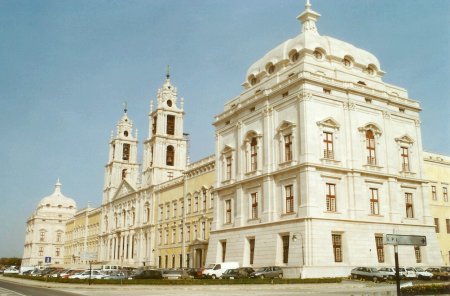 [Convento de Mafra.jpg]