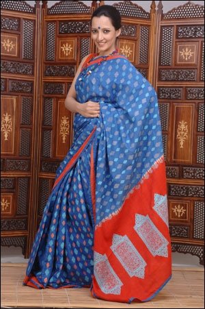 bangle Munmun Actress bangle Munmun Actress