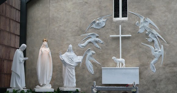 a discussion of the apparitions of the virgin mary in guadalupe knock and fatima Apparitions of the blessed virgin mary choose a major apparition site (guadalupe, knock, fatima, or me đ ugorje), and research the answers to the following questions. a discussion of the apparitions of the virgin mary in guadalupe knock and fatima Apparitions of the blessed virgin mary choose a major apparition site (guadalupe, knock, fatima, or me đ ugorje), and research the answers to the following questions.
