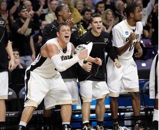 [Kramer+and+friends+bench+vs+Siena.jpg]