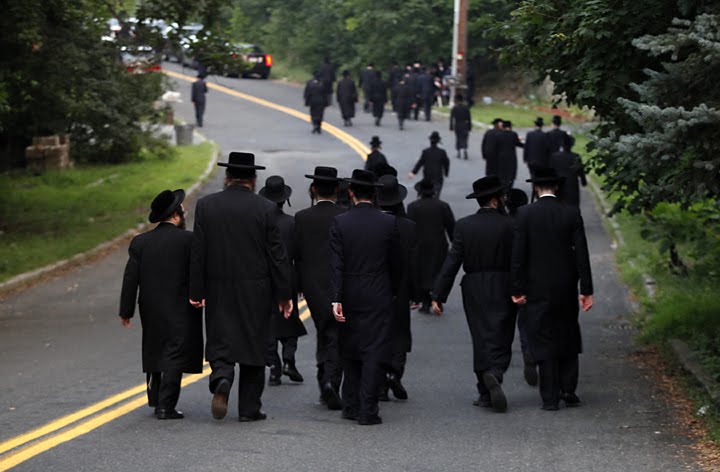 [ecgkjburialsite05a.jpg]