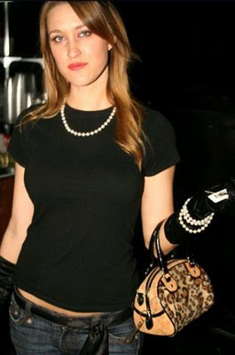 Britney Spears Pearls