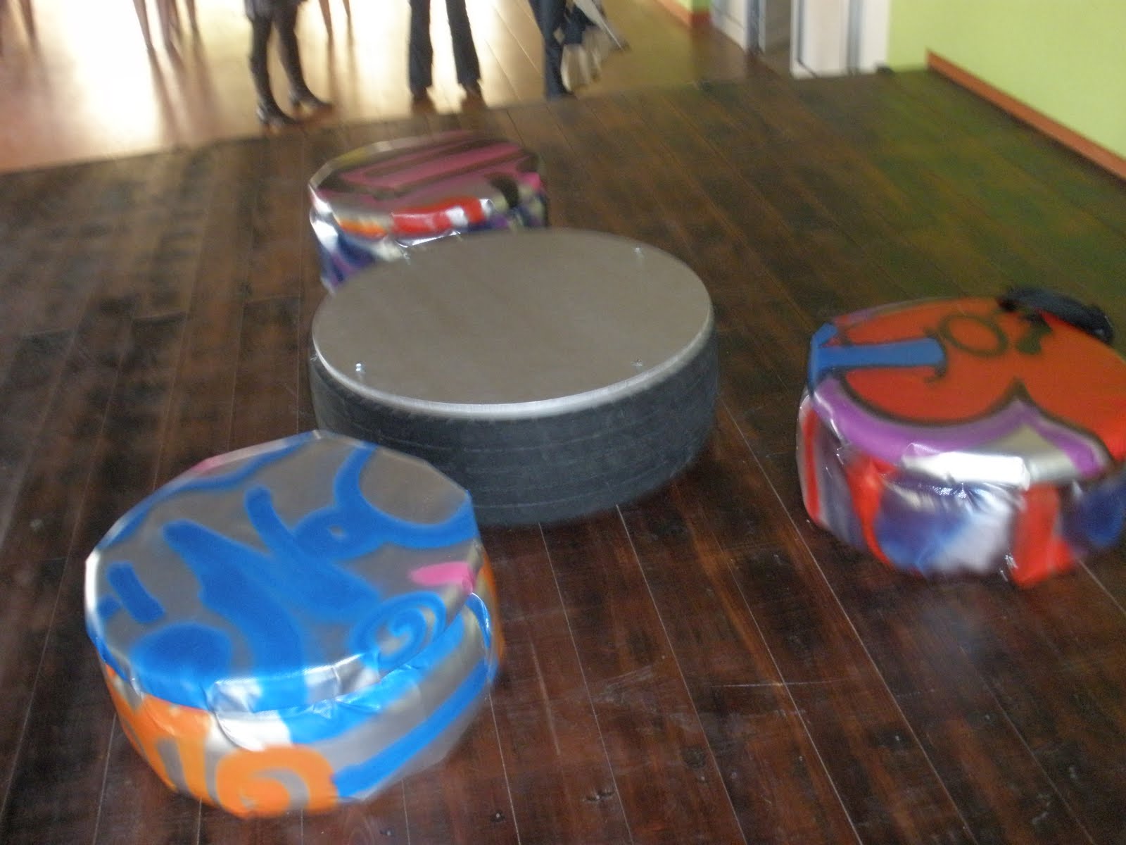 [PB100056.JPG]