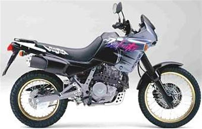 Honda NX 650 Dominator, historia, modelos y evolución