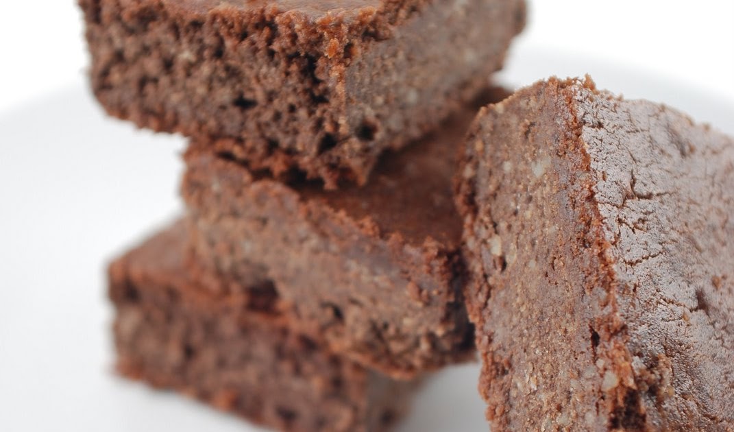 CAKE ON THE BRAIN LOWCARB BROWNIES THAT DON'T TASTE LOWCARB!