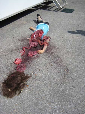Final_Destination_3D_Girl_beheaded_Splatter_image