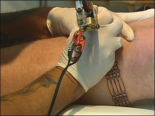 ash_dead_tatoo_necrophiliac_horror_image_foto