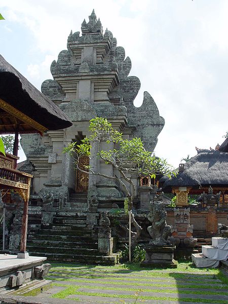 Travel to Ubud village:Culture Travel World Tour Guide