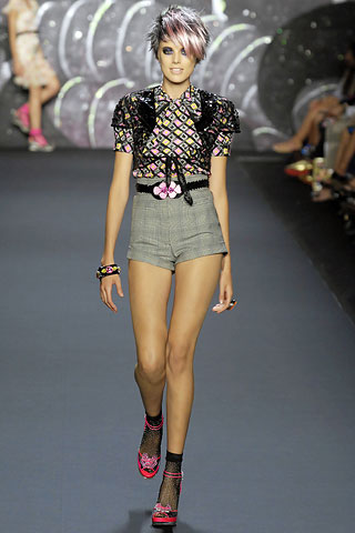 [anna_sui_8.jpg]