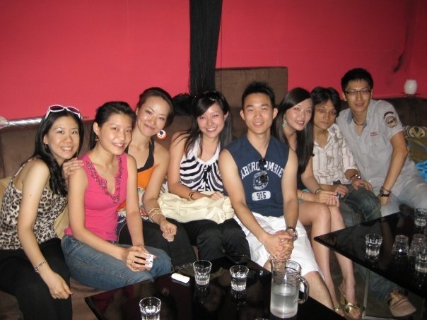 [6140_154215853437_779713437_3465448_3541434_n.jpg]