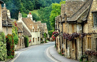 Top 10 Reasons to Visit the Cotswolds