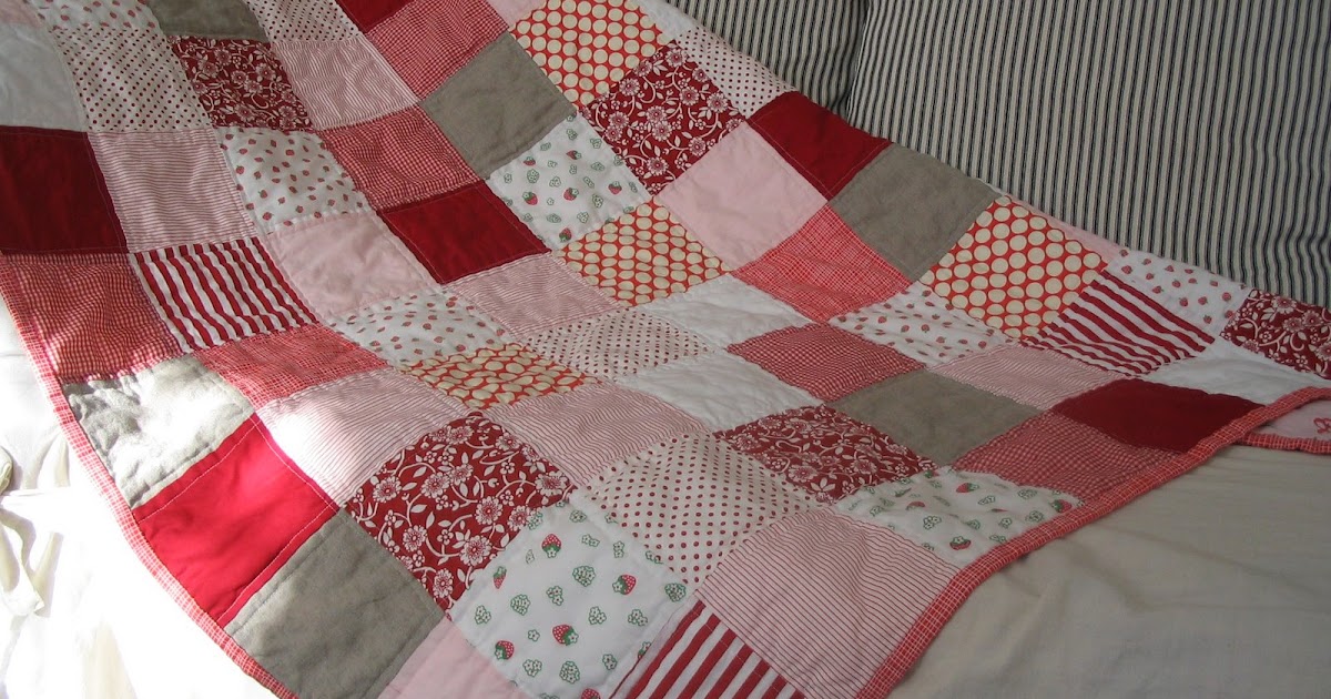 craftyblossom strawberry shortcake quilt.