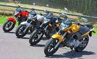 Nova Honda CB 300 R e XR 300 2009