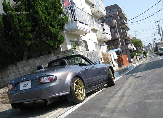 [GT_Roadster_20091015f.jpg]