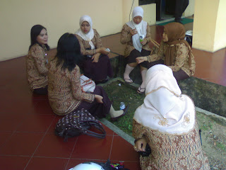 MKantor Kebobolan Maling di 'Kamis Batik Ceria' Kantor Kebobolan Maling di 'Kamis Batik Ceria'