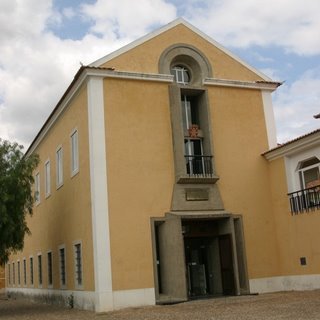 Biblioteca Municipal António Botto