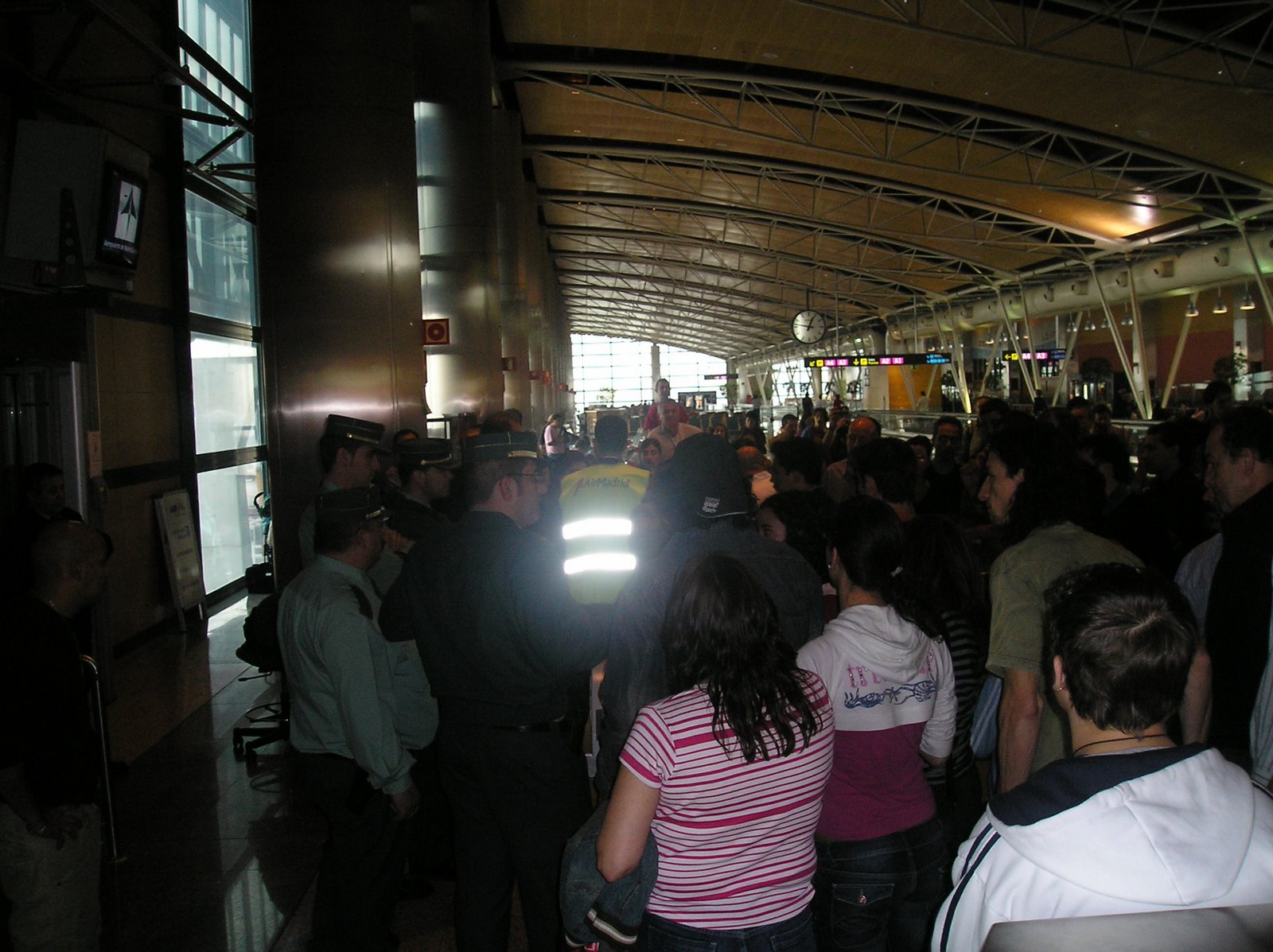 [PC010729.JPG]