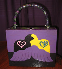 Purse-sonality art show