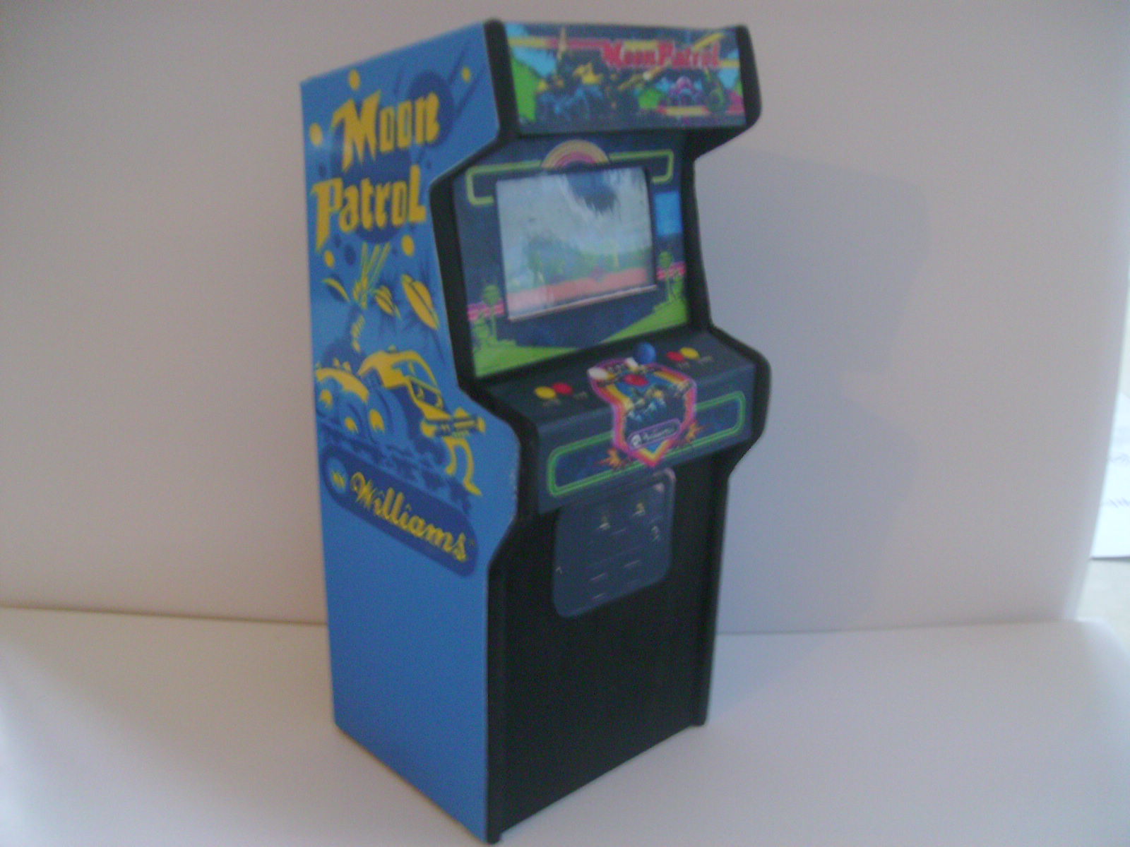 Retro Heart Moon Patrol Custom Scale Arcade Model