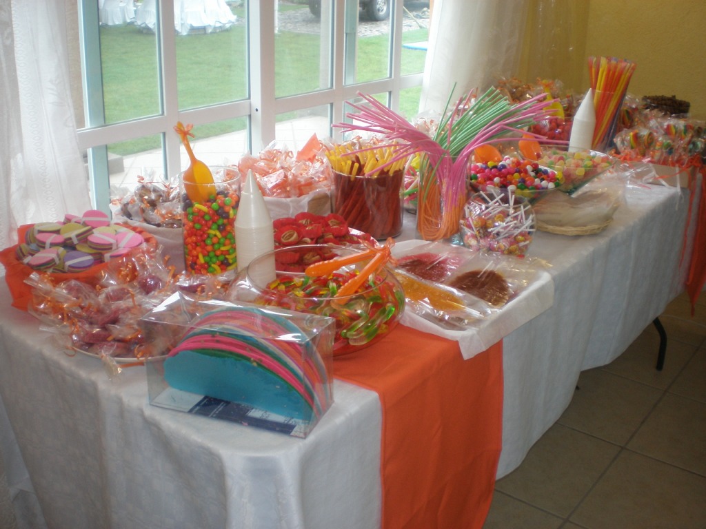 Decoracion con Globos Rosita Fresita www.arreglobos.com