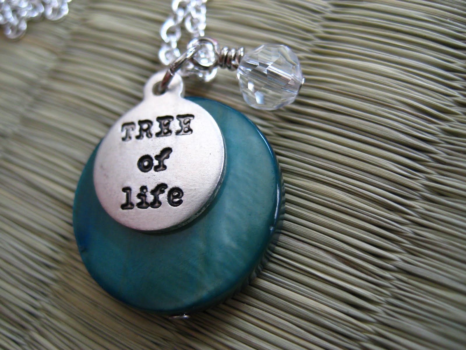 [il_fullxfull.103417839.jpg]