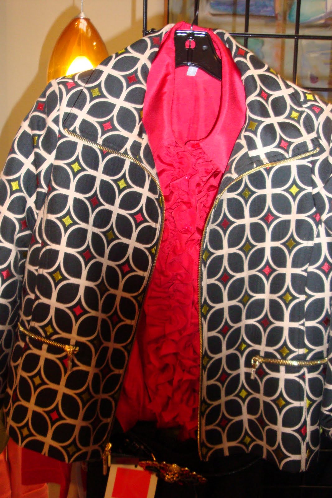 [red+006.JPG]