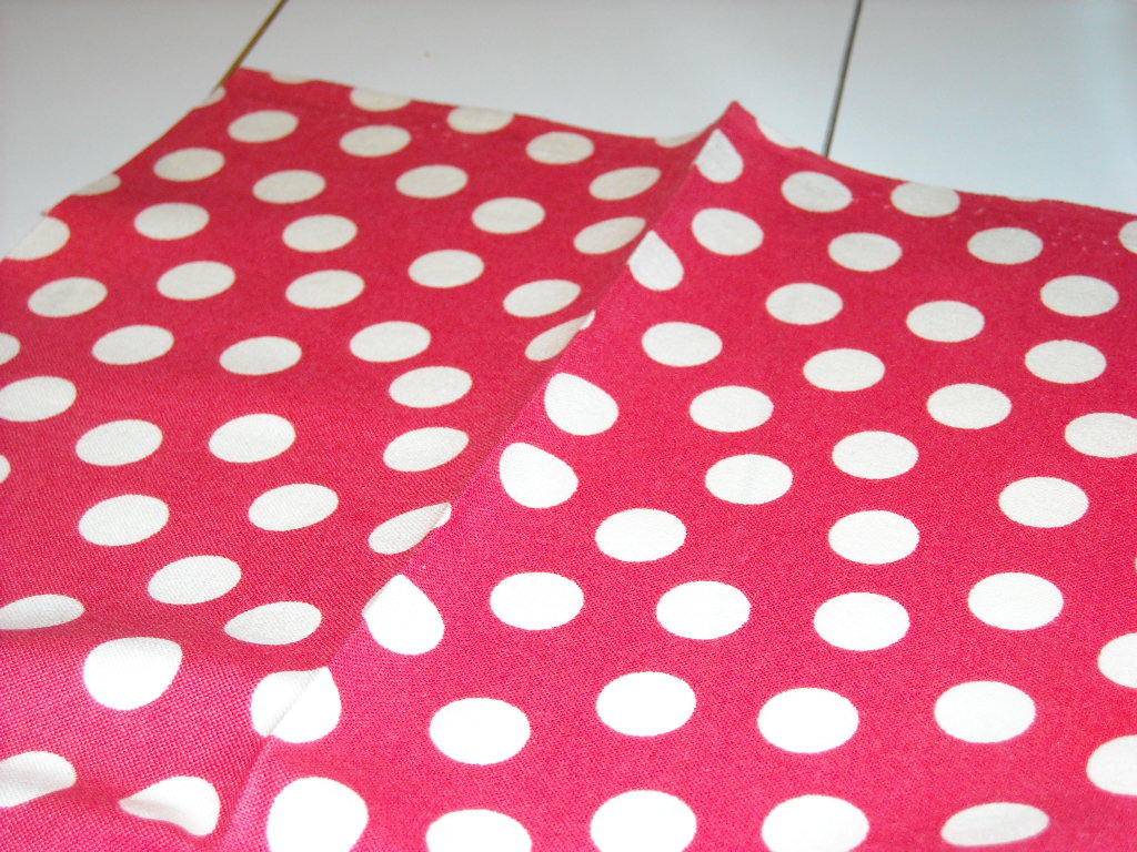 [Pillowcase+Tutorial+005.jpg]