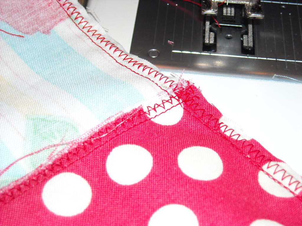 [Pillowcase+Tutorial+014.jpg]