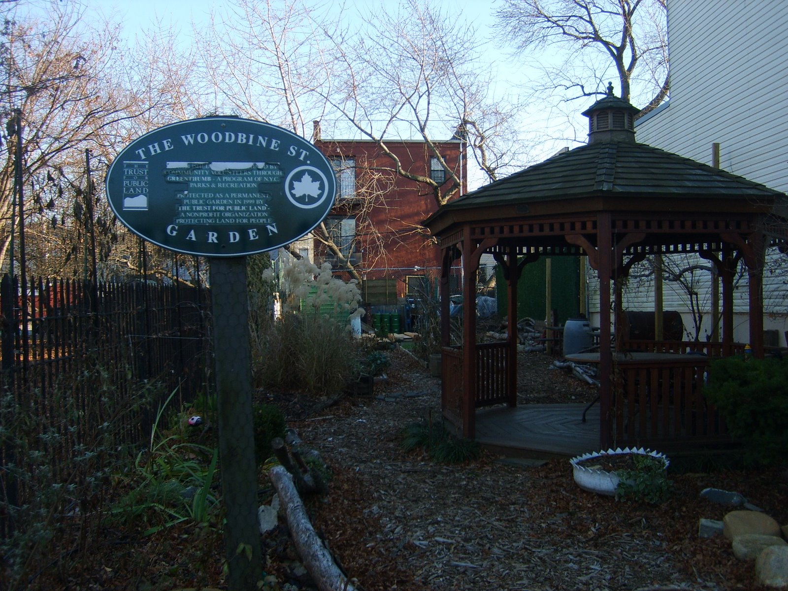 [S5003662.JPG]