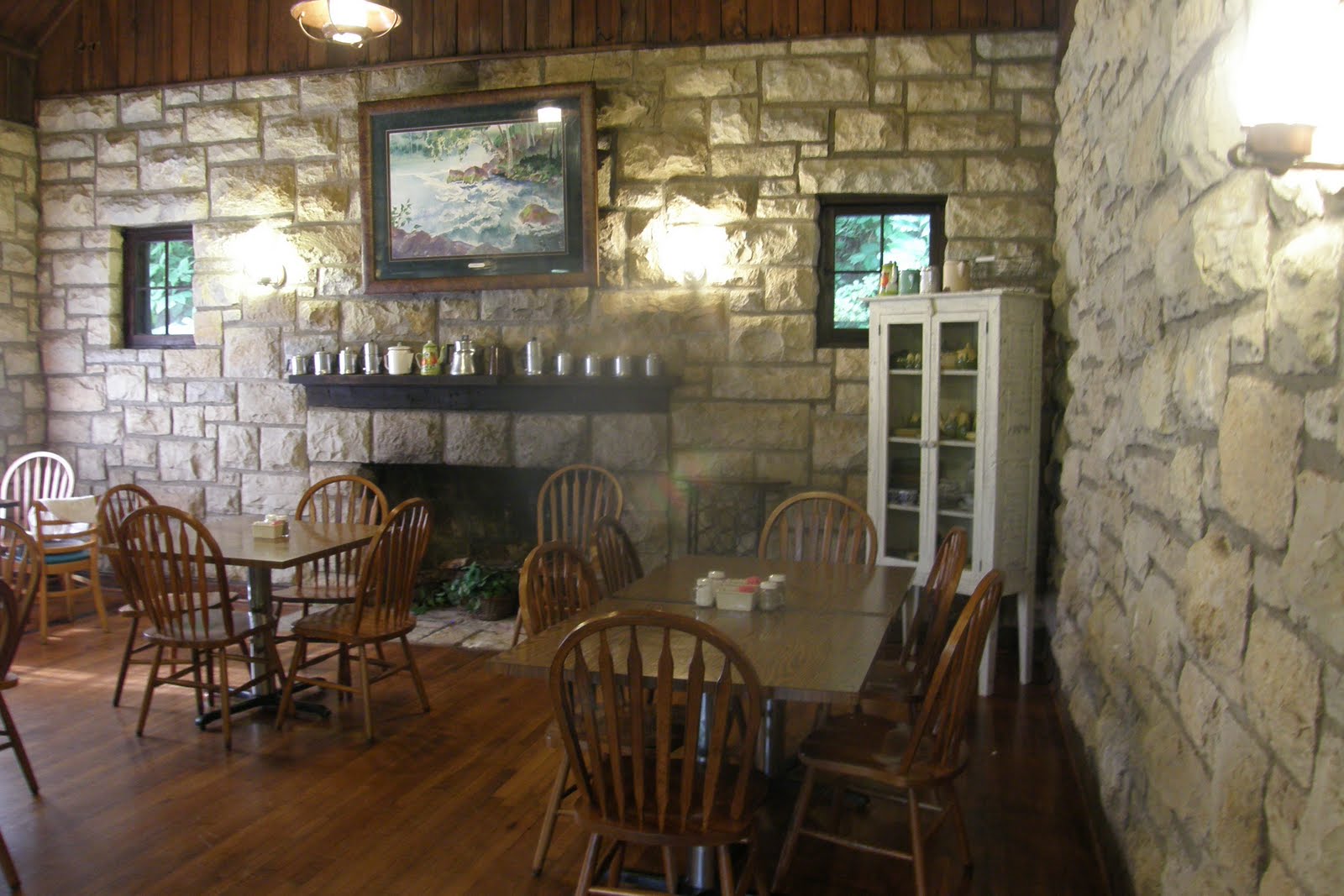 [P8183215.JPG]