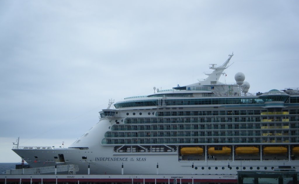 EVERYTHING'S JAKE Heart Attack Cruise