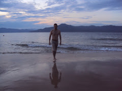 MICKA E O MAR