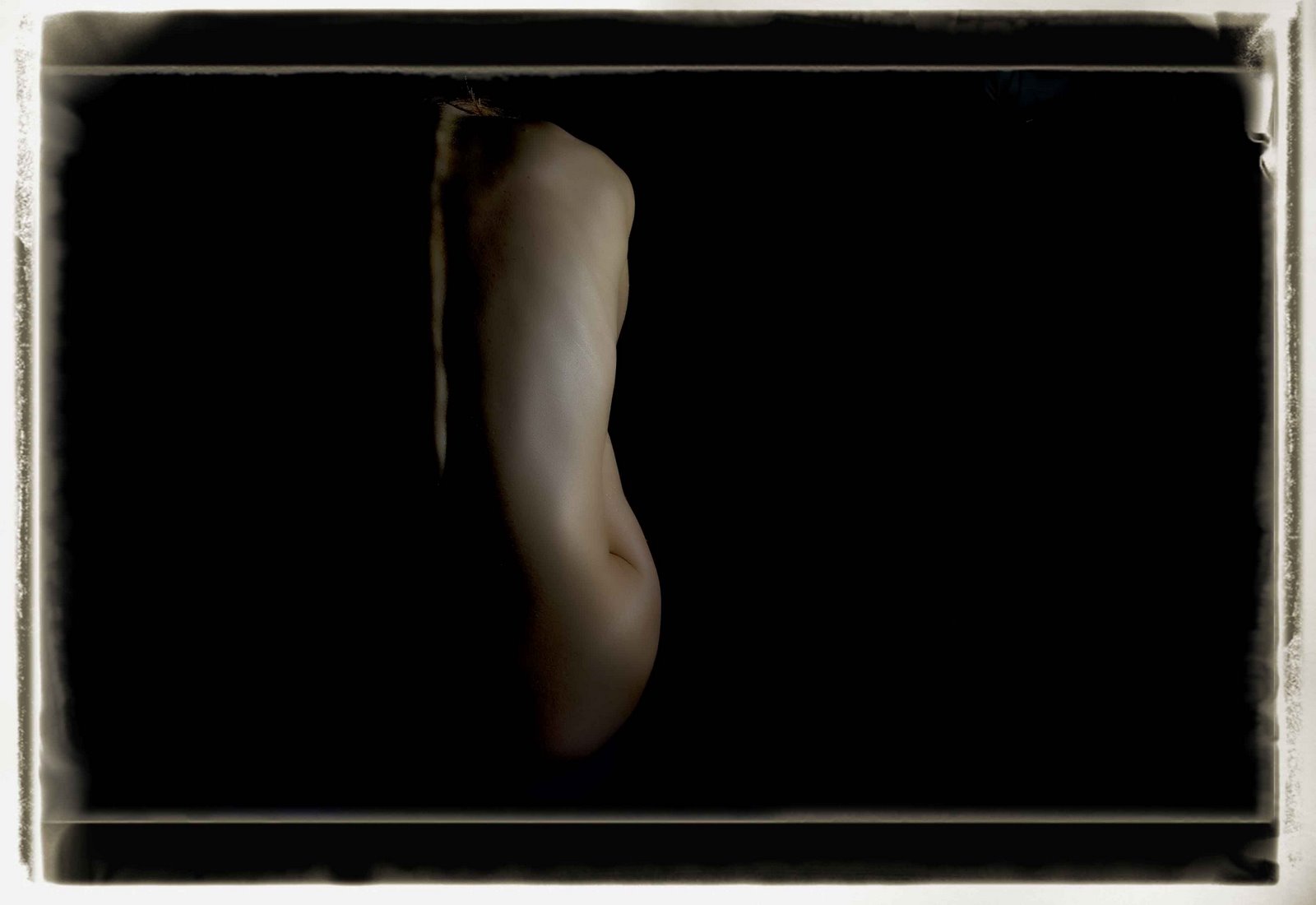 [Desnudo.jpg]