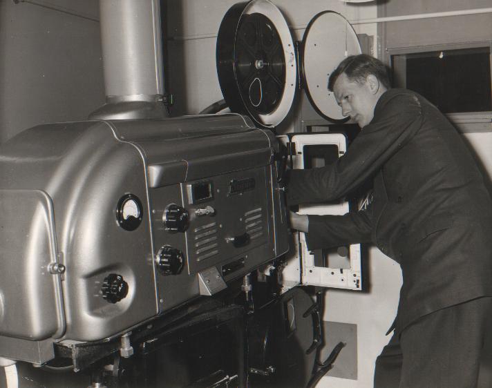 fatblog Projectionists A Dying Breed