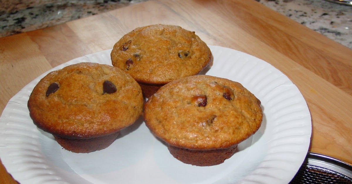 Judy's Kitchen BISQUICK CAPPUCCINO CHOCOLATE CHIP MUFFINS