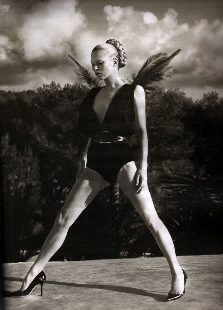 [KM_by_Mert_Alas___Marcus_Piggott110xz.jpg]