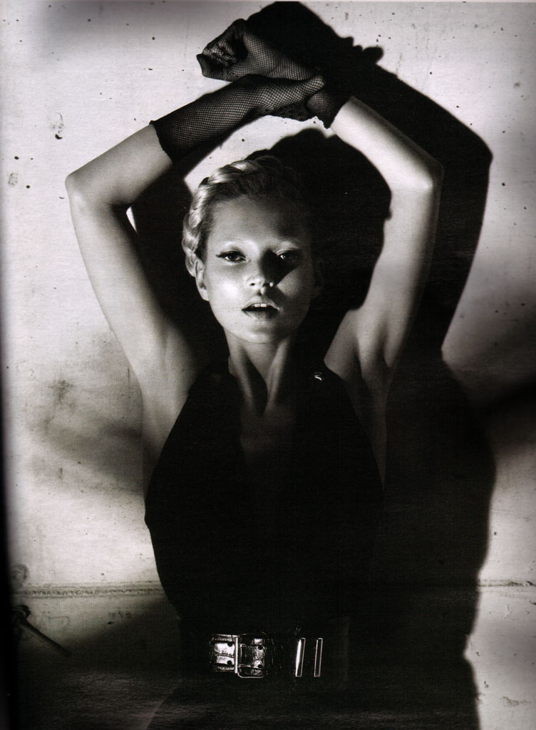 [KM_by_Mert_Alas___Marcus_Piggott57tr.jpg]