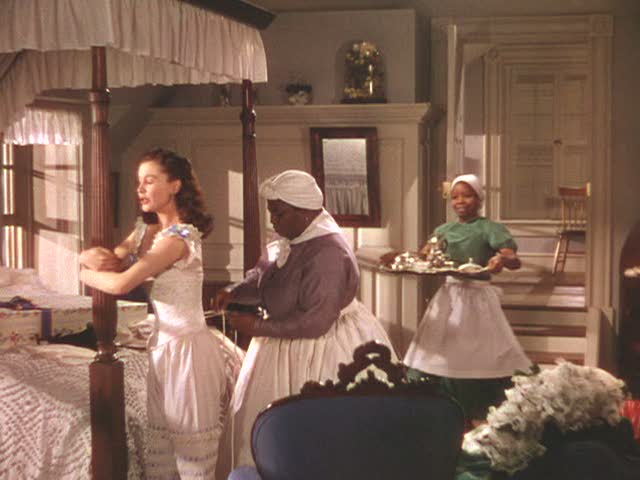 [tara-scarlet-br.jpg]