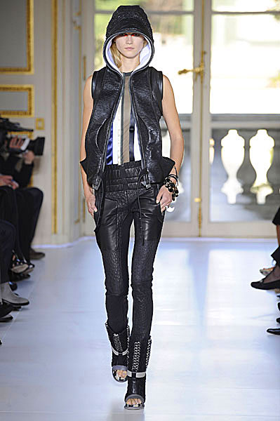 [baless1000465139263.jpg]