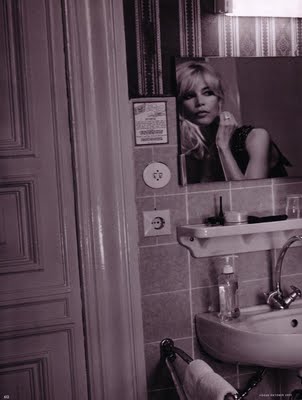 [edit_2009_10_vogue_deutsch_lagerfeld_e.jpg]