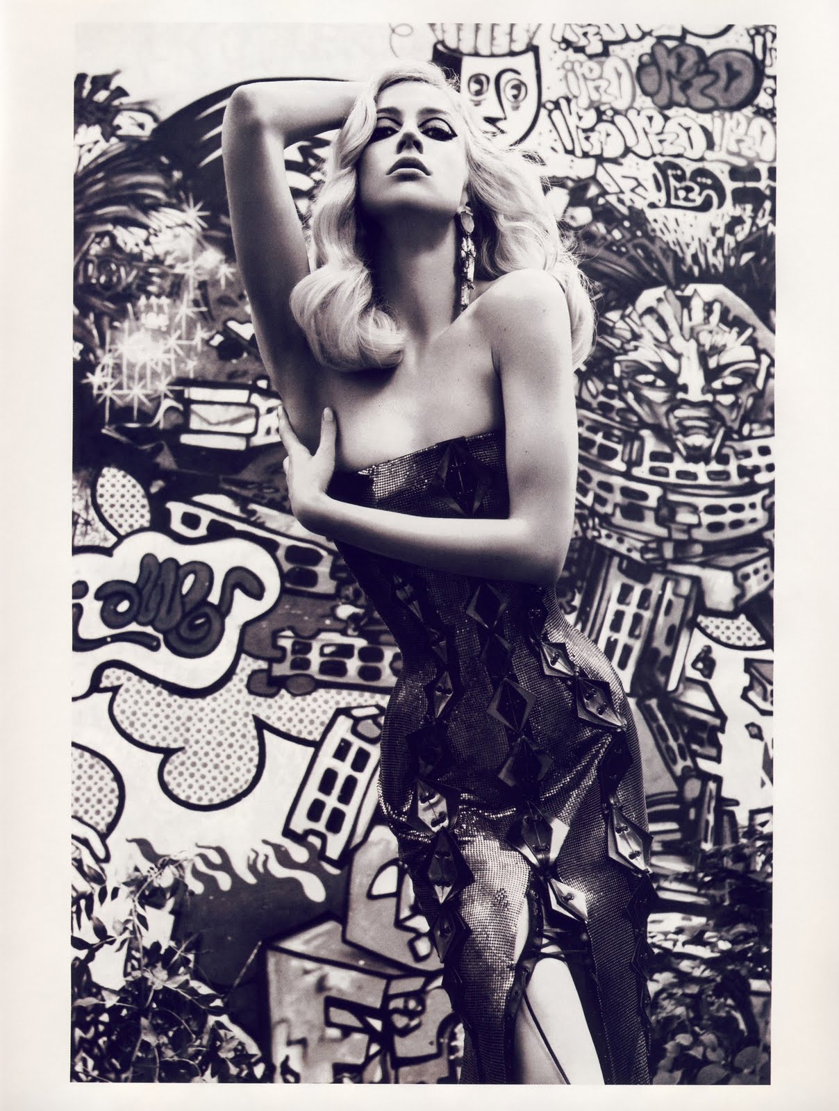 [24778_gc04_122_567lo.jpg]