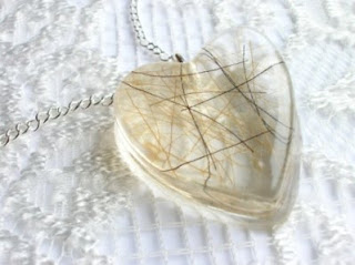 Resin horse hair necklace