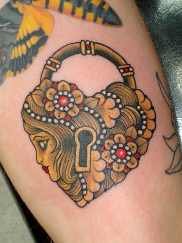 key and lock tattoos. Etichete: hearts, Key and lock