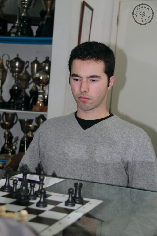 [CHIU_7919.JPG]