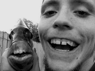 http://2.bp.blogspot.com/_zt3mxcJ8cWM/S5O8KamnjVI/AAAAAAAAA-0/vTbNVn4i-to/s320/Man+fish.png