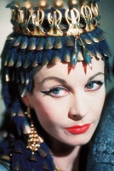 Viv, en " CLEOPATRA "